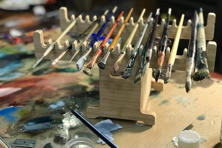 BRUSH HOLDER
