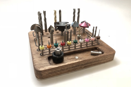 TOOL HOLDER