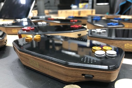 ARCADER II : RETRO HANDHELD