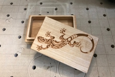 LIZARD BOX