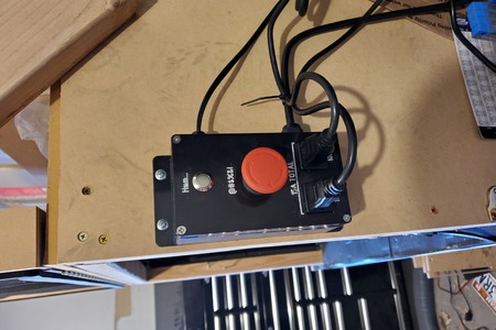E-STOP/PAUSE BOX