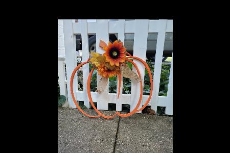 FALL PUMPKIN DECORATION
