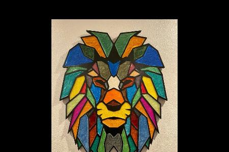 LION HEAD