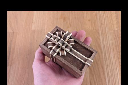 RIBBON BOX