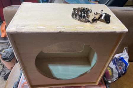 GUITAR SPEAKER CABINET - 1X12"
